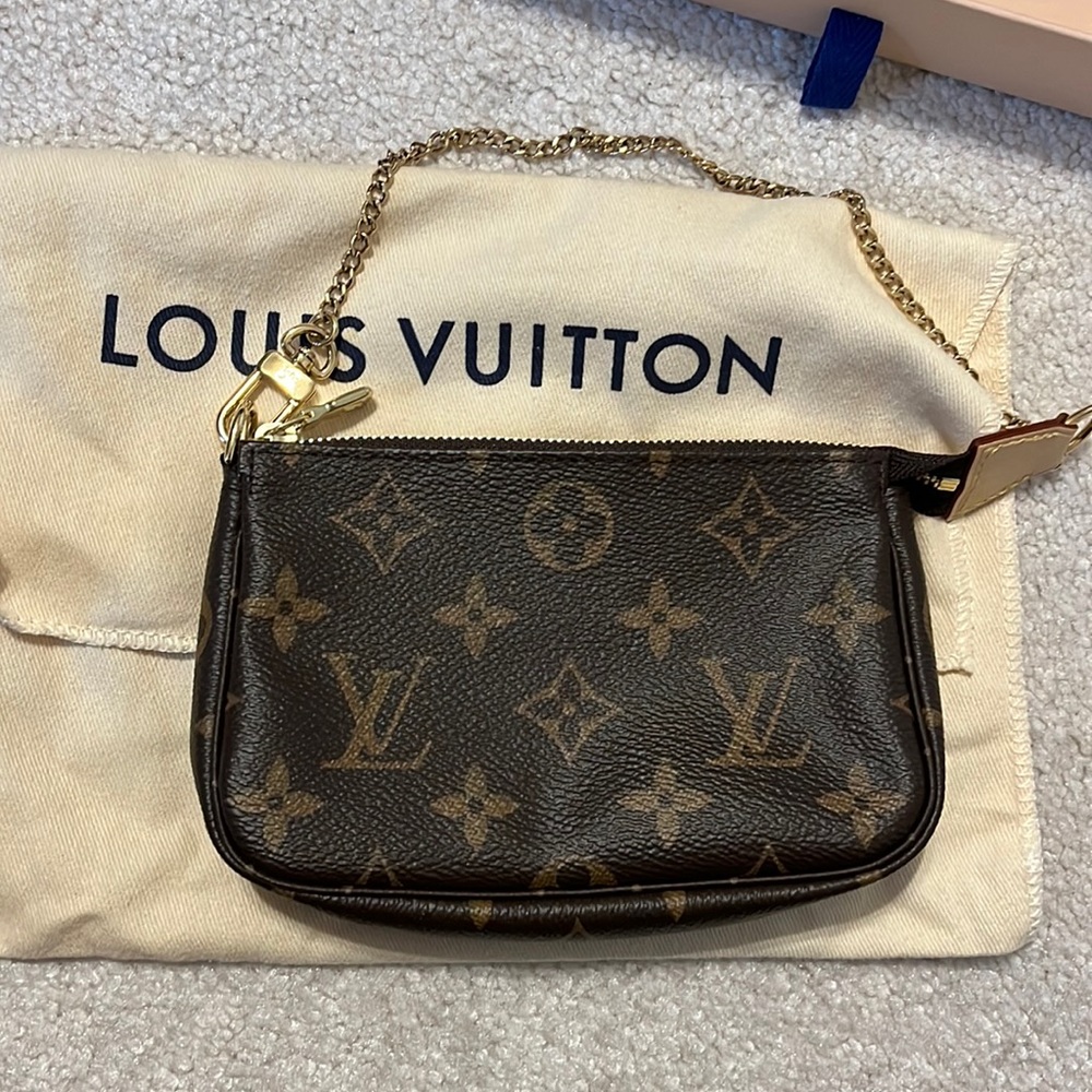 Mini Pochette Accessories